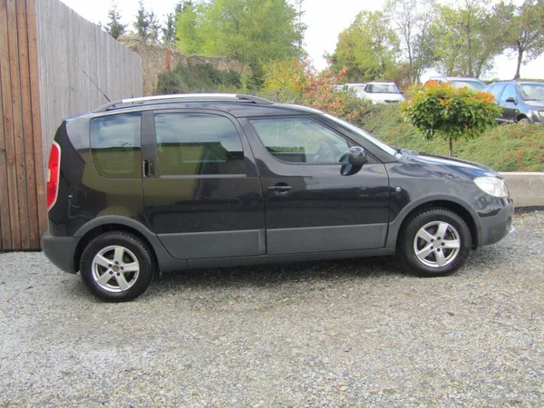 Škoda Roomster 1.2TSI 63kW SCOUT ZIMNÍ PNEU - foto 10