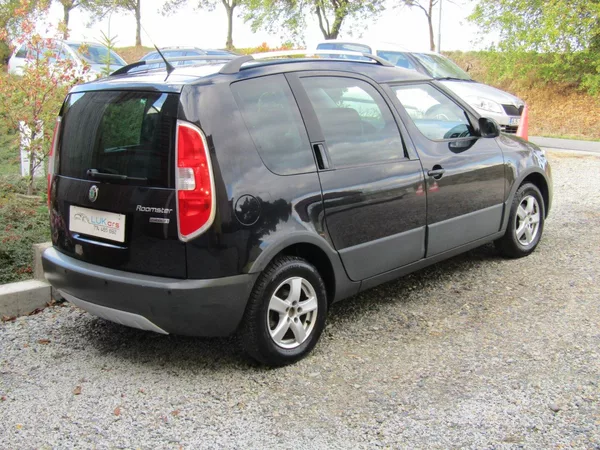 Škoda Roomster 1.2TSI 63kW SCOUT ZIMNÍ PNEU - foto 12
