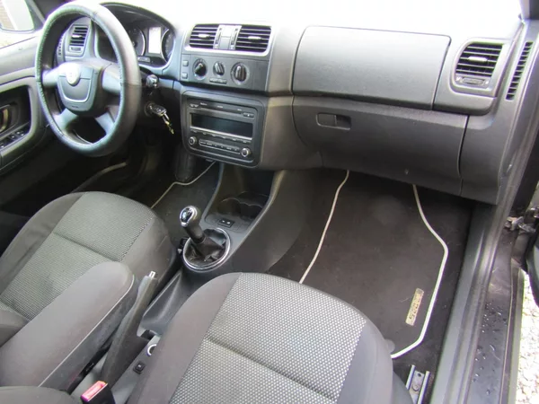 Škoda Roomster 1.2TSI 63kW SCOUT ZIMNÍ PNEU - foto 15