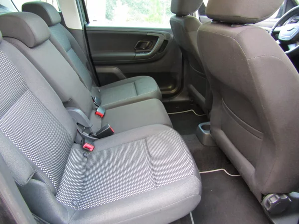 Škoda Roomster 1.2TSI 63kW SCOUT ZIMNÍ PNEU - foto 25