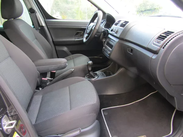 Škoda Roomster 1.2TSI 63kW SCOUT ZIMNÍ PNEU - foto 27