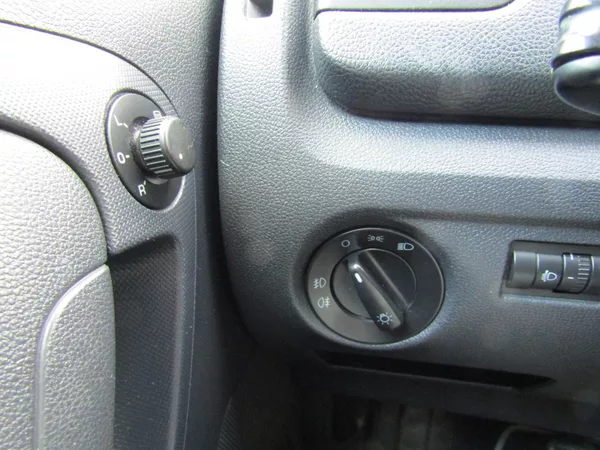 Škoda Roomster 1.2TSI 63kW SCOUT ZIMNÍ PNEU - foto 30