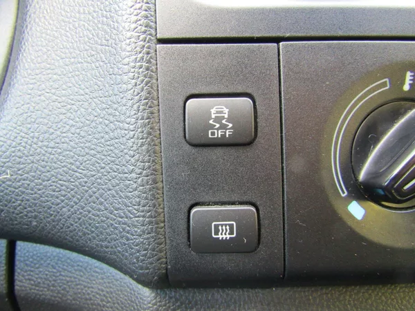 Škoda Roomster 1.2TSI 63kW SCOUT ZIMNÍ PNEU - foto 34