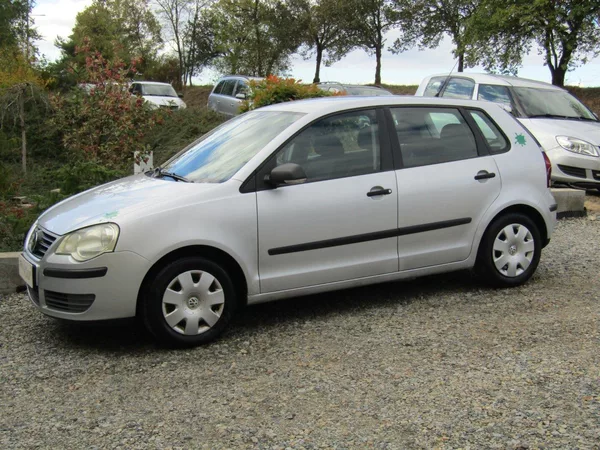 Volkswagen Polo 1.4 I 55kW ZIMNÍ PNEU 1.MAJI - foto 2