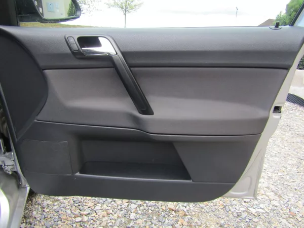 Volkswagen Polo 1.4 I 55kW ZIMNÍ PNEU 1.MAJI - foto 25
