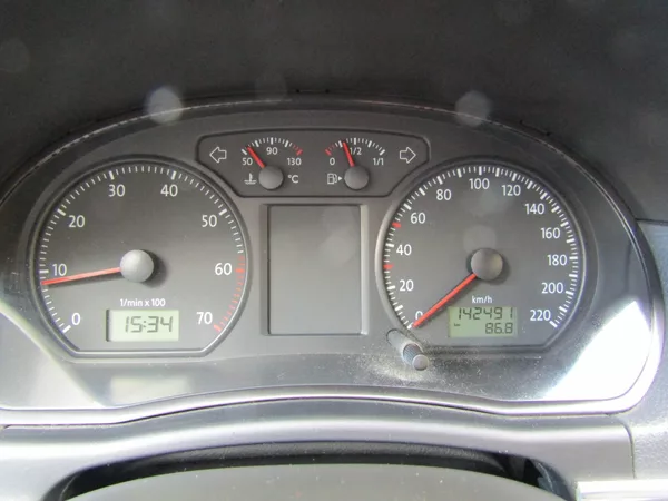 Volkswagen Polo 1.4 I 55kW ZIMNÍ PNEU 1.MAJI - foto 27