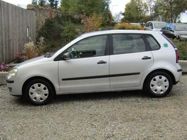 Volkswagen Polo 1.4 I 55kW ZIMNÍ PNEU 1.MAJI - foto 3