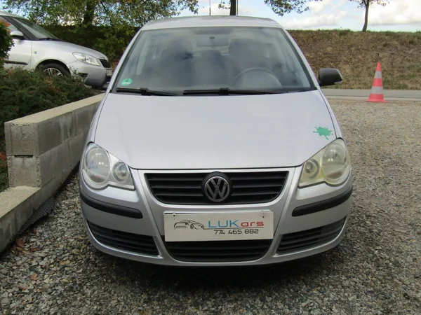 Volkswagen Polo 1.4 I 55kW ZIMNÍ PNEU 1.MAJI - foto 6
