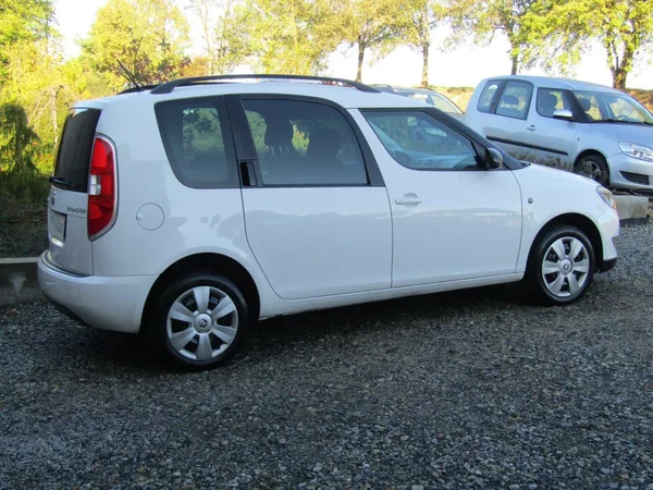 Škoda Roomster 1.2 TSI 63kW ROZVODY + SERVIS - foto 10