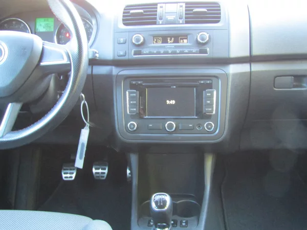 Škoda Roomster 1.2 TSI 63kW ROZVODY + SERVIS - foto 17