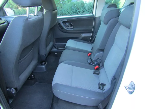 Škoda Roomster 1.2 TSI 63kW ROZVODY + SERVIS - foto 21