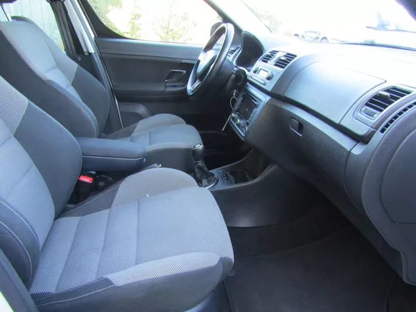 Škoda Roomster 1.2 TSI 63kW ROZVODY + SERVIS - foto 27
