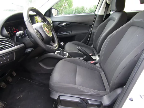 Fiat Tipo 1.4 16V 70kW - foto 19