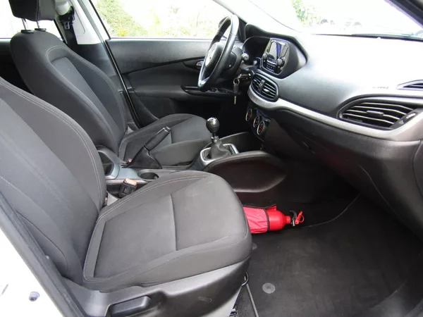 Fiat Tipo 1.4 16V 70kW - foto 26