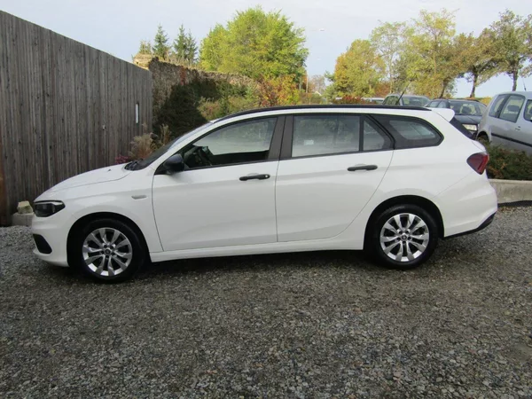 Fiat Tipo 1.4 16V 70kW - foto 3