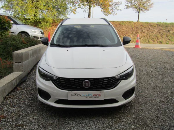 Fiat Tipo 1.4 16V 70kW - foto 6