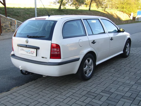 Škoda Octavia 1.9 TDI 66kW ROTAČKA - foto 7