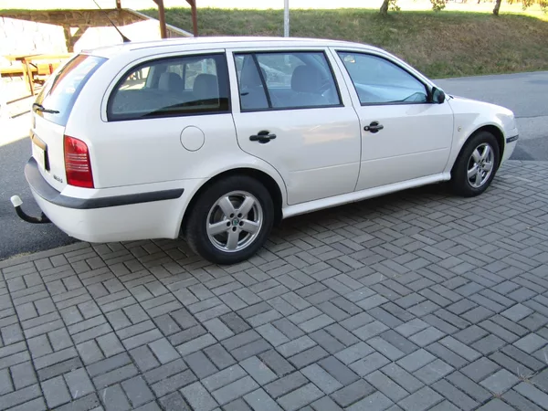 Škoda Octavia 1.9 TDI 66kW ROTAČKA - foto 8