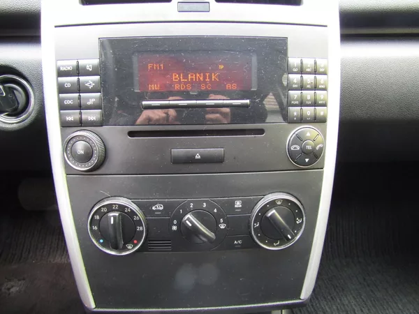 Mercedes-Benz Třídy A CDI 80kW AUTOMAT - foto 33