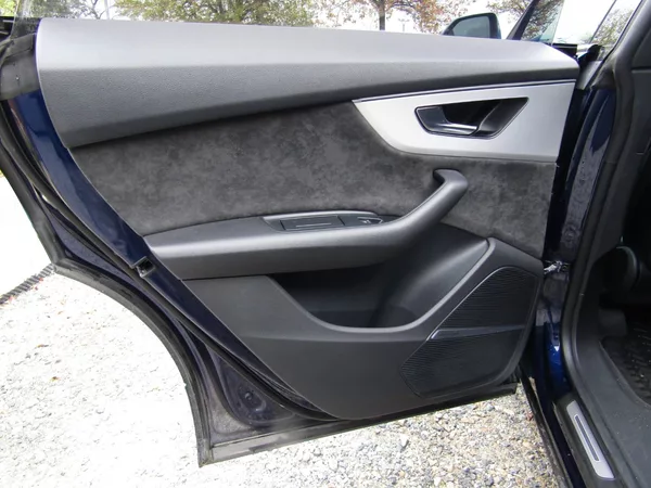 Audi Q8 50 TDI 210kW S-LINE - foto 20