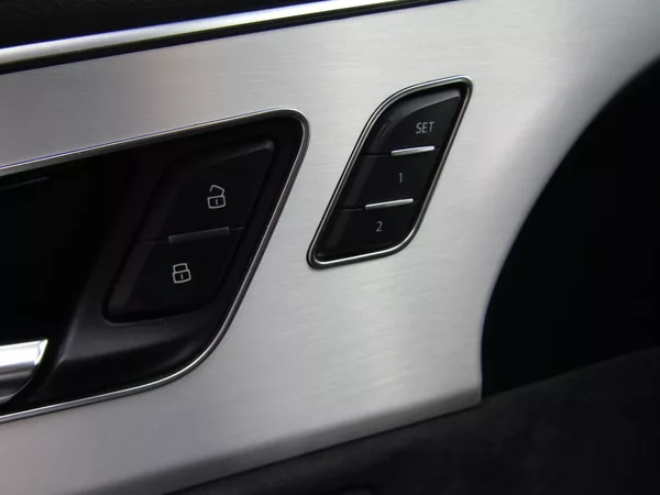 Audi Q8 50 TDI 210kW S-LINE - foto 40