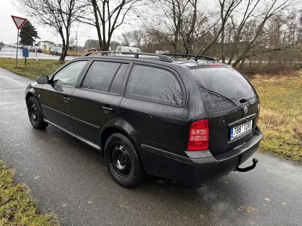 Škoda Octavia 1 1.9TDi 66kW, Automat - foto 3