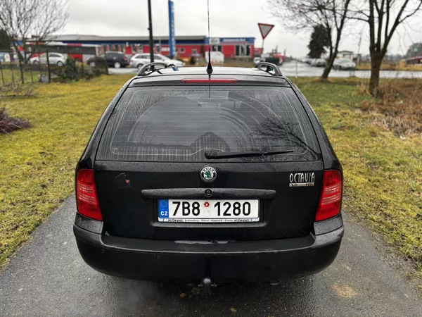 Škoda Octavia 1 1.9TDi 66kW, Automat - foto 4