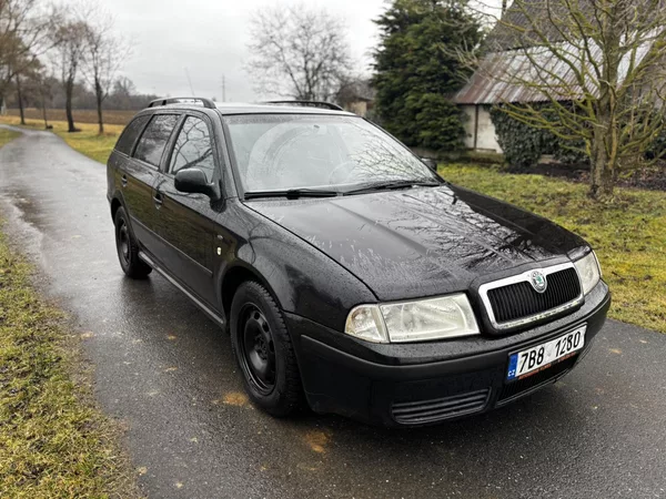 Škoda Octavia 1 1.9TDi 66kW, Automat - foto 7