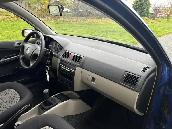 Škoda Fabia 1 1.2i HTP 40kW, Nová STK - foto 10