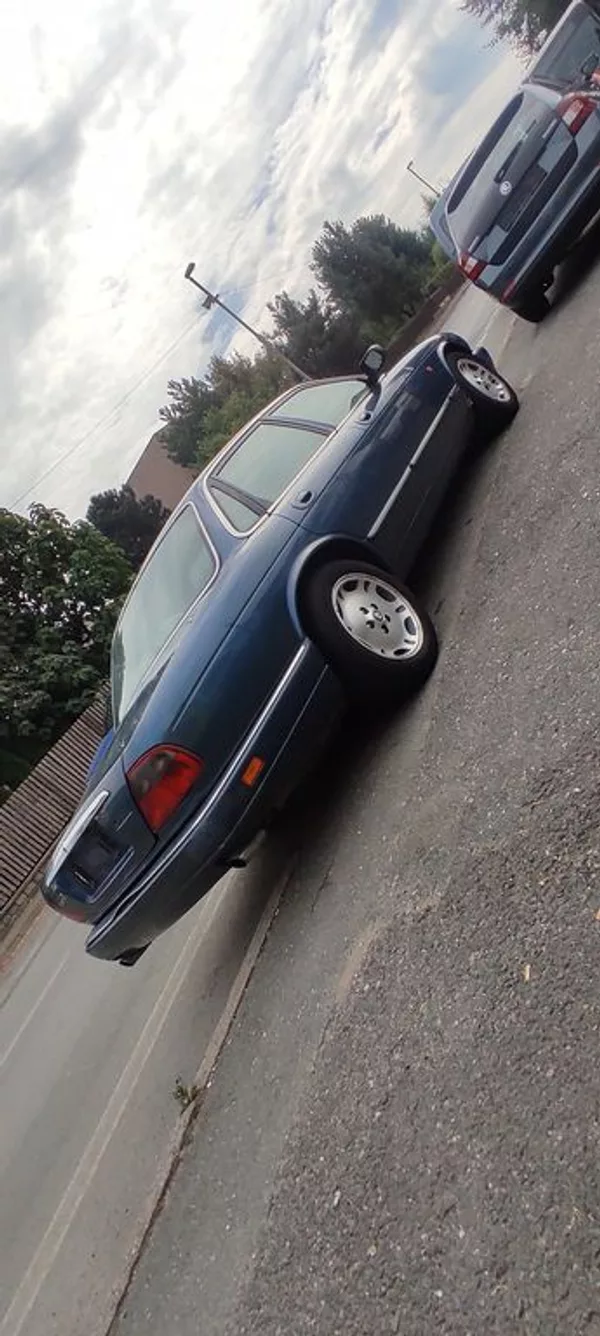 Jaguar XJ6 3.2 i 155kw - foto 12