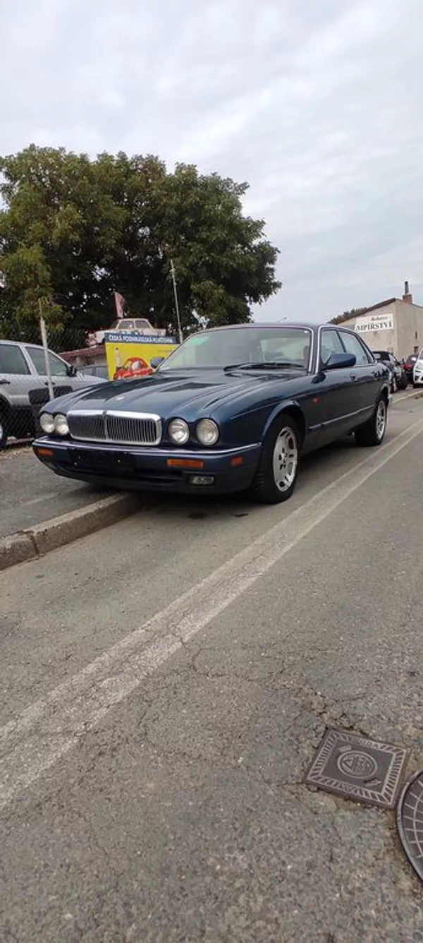 Jaguar XJ6 3.2 i 155kw - foto 6