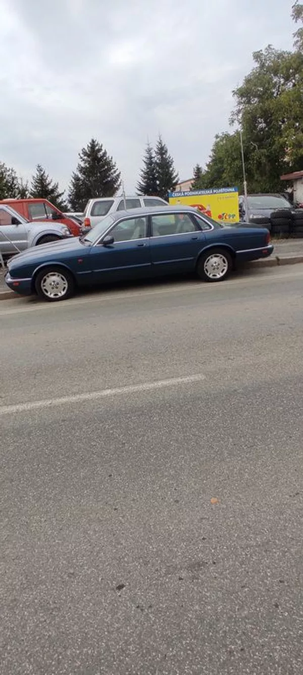Jaguar XJ6 3.2 i 155kw - foto 7