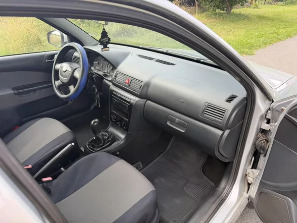 Škoda Octavia 1 1.9TDi 74kW, Tour, RV 2010 - foto 11