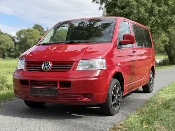 Volkswagen Transporter T5 1.9 TDi 75kw 9 míst
