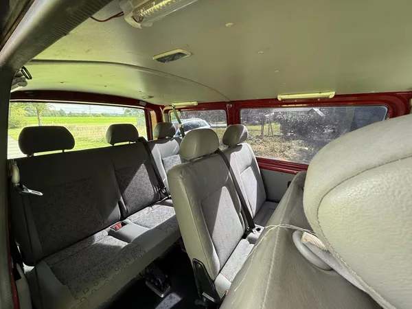 Volkswagen Transporter T5 1.9 TDi 75kw 9 míst - foto 11
