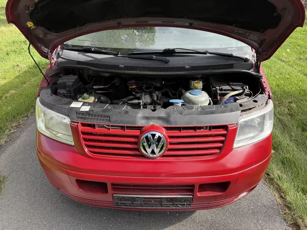 Volkswagen Transporter T5 1.9 TDi 75kw 9 míst - foto 19