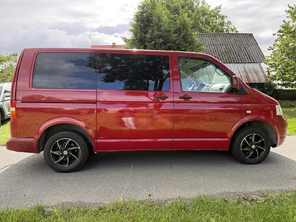 Volkswagen Transporter T5 1.9 TDi 75kw 9 míst - foto 6