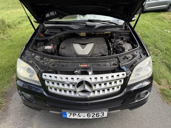 Mercedes-Benz Třídy M ML 320 CDi 4Matic 165kw - foto 20