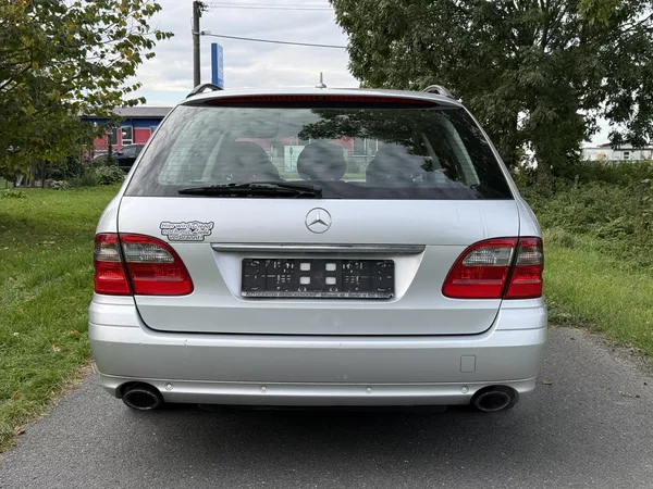 Mercedes-Benz Třídy E W211 E280 CDi 140kw, RV 2007 - foto 4