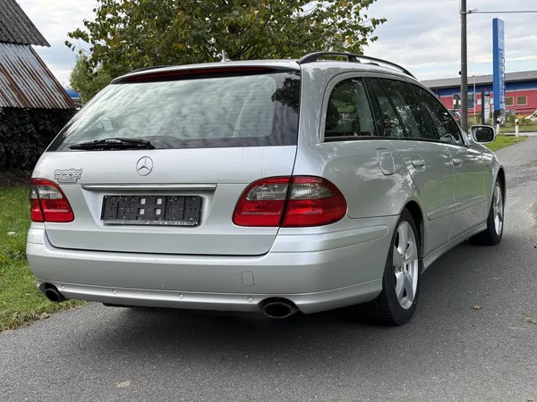 Mercedes-Benz Třídy E W211 E280 CDi 140kw, RV 2007 - foto 5