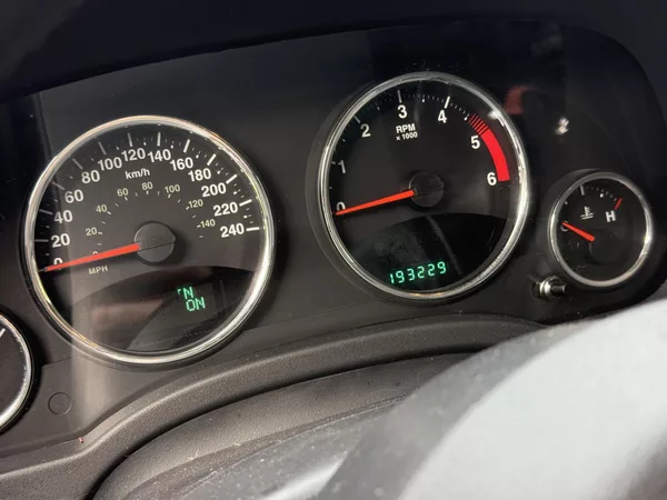 Jeep Compass 2.2 CRDi 120kw 2013-nepojízdné - foto 7
