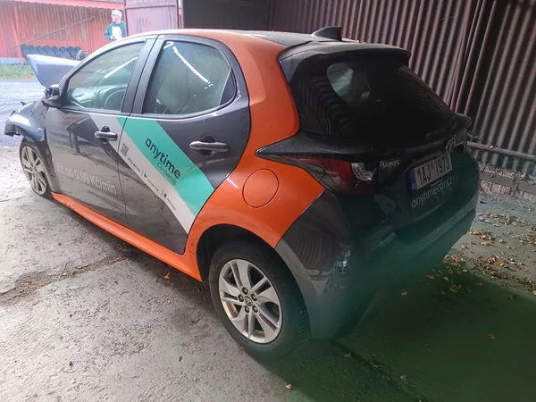 Toyota Yaris 1.5i HYBRID HEV 2025 - foto 3