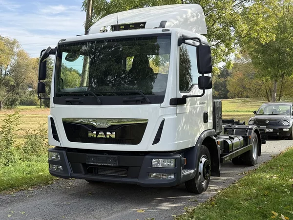 MAN TGL 8.180, Nosič kontejnerů