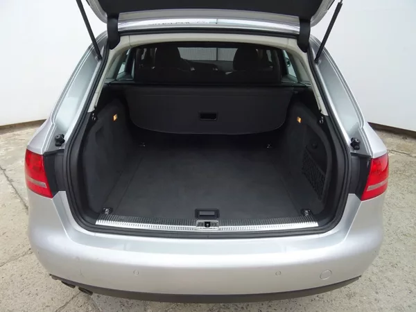 Audi A4 2.0TDi,100kW,1maj,S.kniha,ALU - foto 17