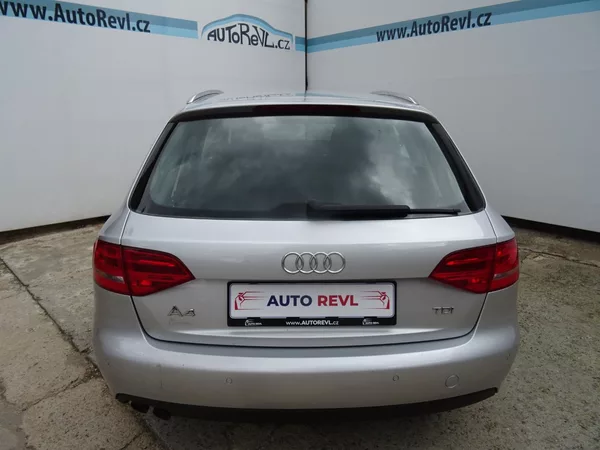 Audi A4 2.0TDi,100kW,1maj,S.kniha,ALU - foto 19