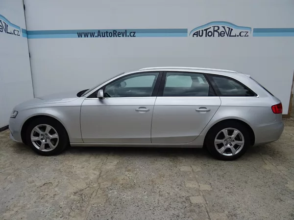 Audi A4 2.0TDi,100kW,1maj,S.kniha,ALU - foto 6