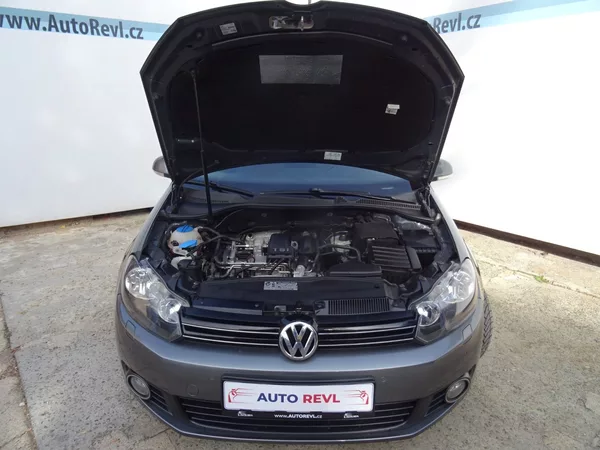 Volkswagen Golf 1.2i,77kW,S.kn,aut.klima - foto 22