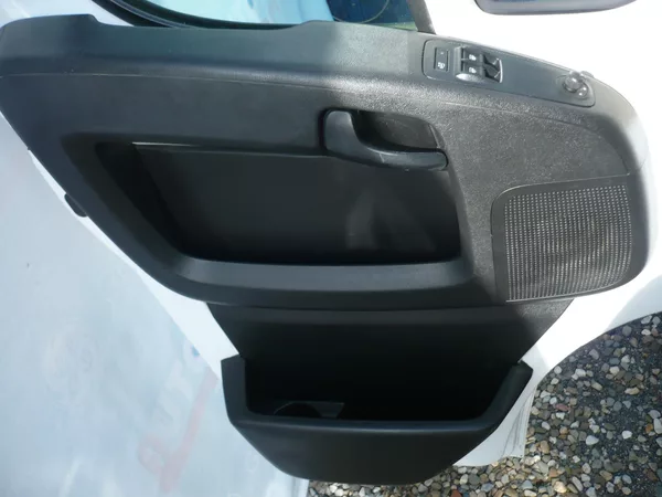 Fiat Ducato 2.3JTD 103Kw DPH 7Míst - foto 25