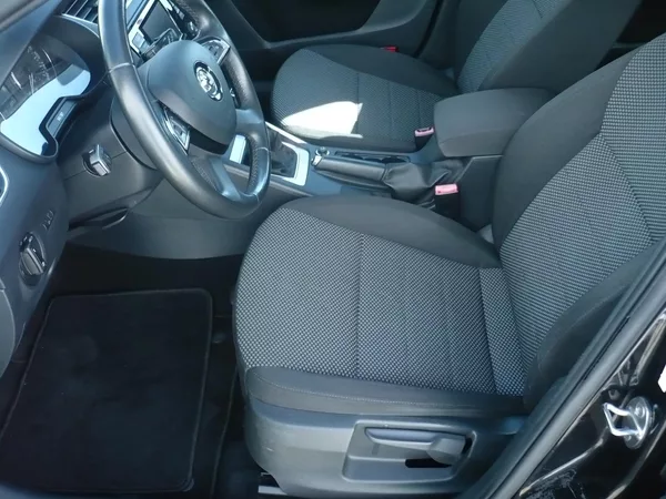 Škoda Octavia 2.0TDI 110Kw Serviska Manuál - foto 13