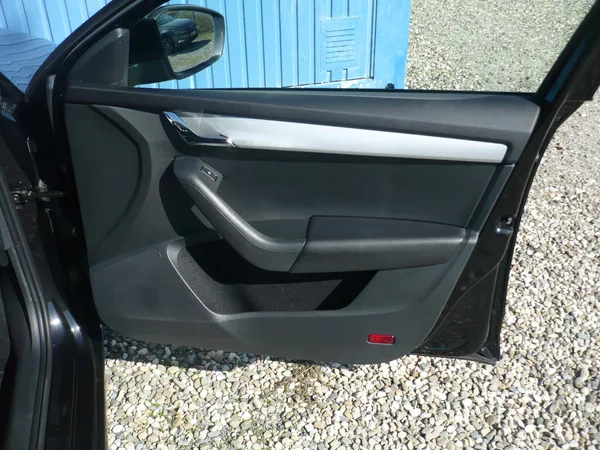 Škoda Octavia 2.0TDI 110Kw Serviska Manuál - foto 26